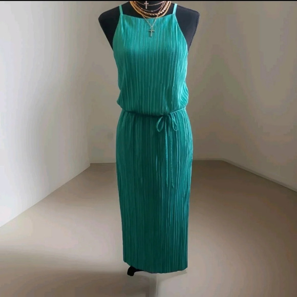 New York & Company Midi dress Green satin tie  sleeveless summer Medium - Picture 1 of 11